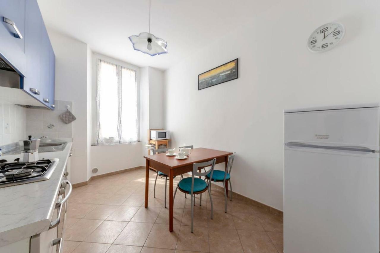 Joivy Apartment For 4 Near The Port Of Генуя Экстерьер фото